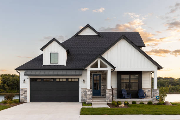 Best Roof Leak Repair  in Toppenish, WA